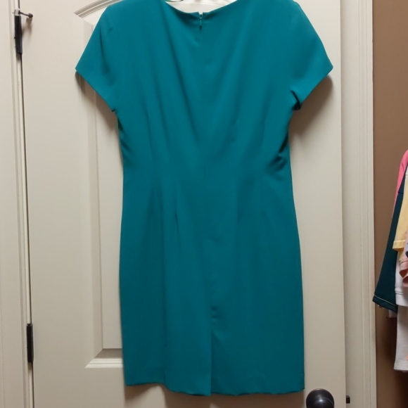 Dress - Picture 2 of 3